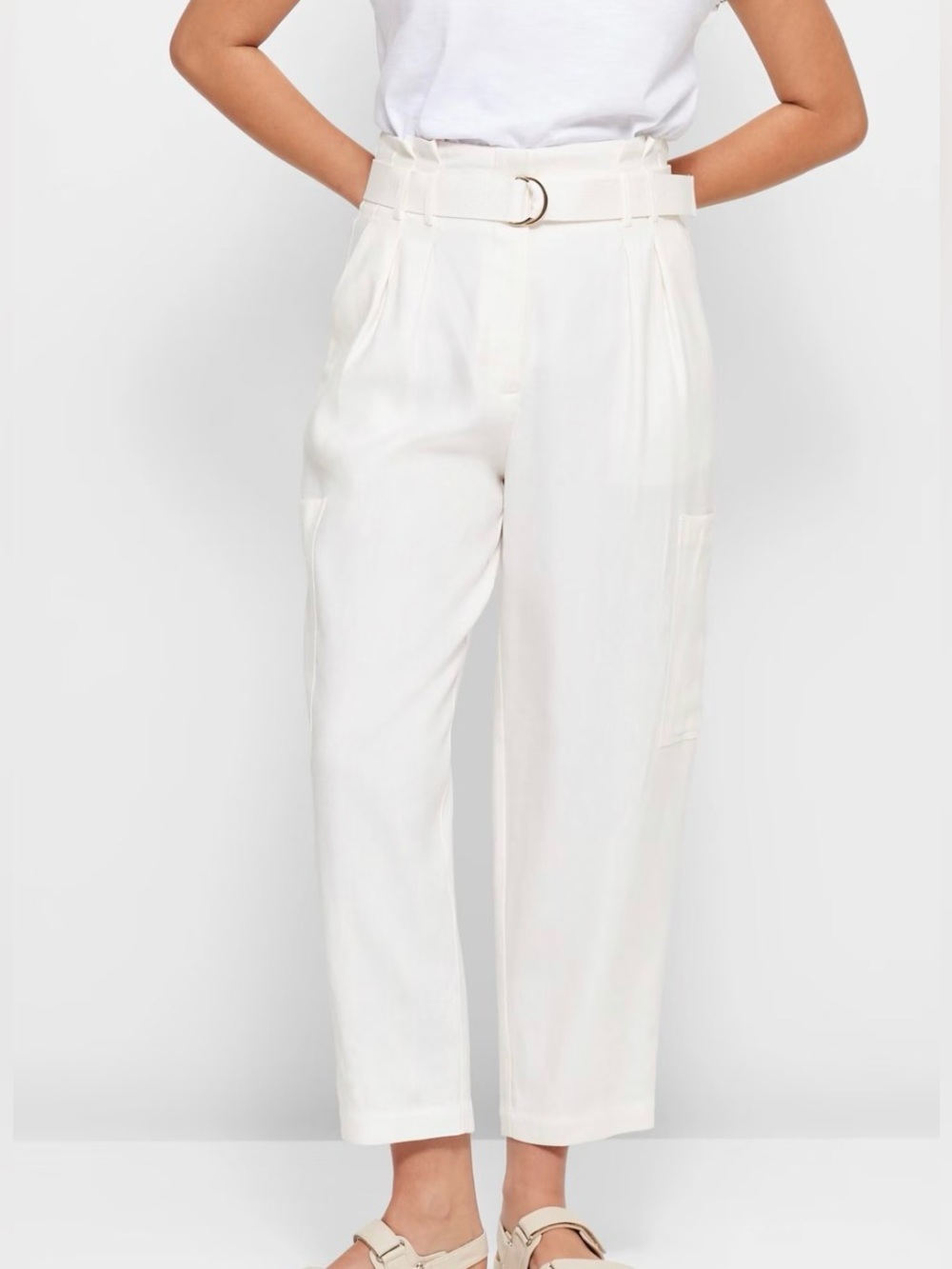 White belted summer trousers sz 8